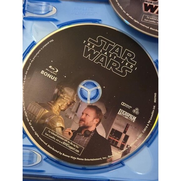 Star Wars: The Last Jedi Blu-ray/DVD Edition (No Digital Code) - Picture 5 of 5